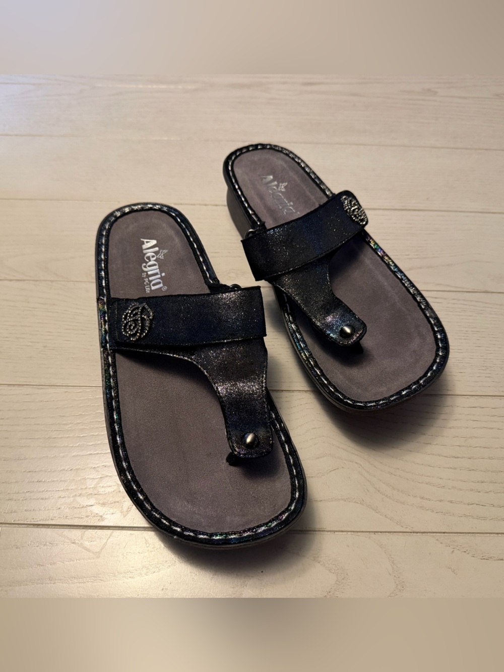 Algeria CAR 224 thong sandal